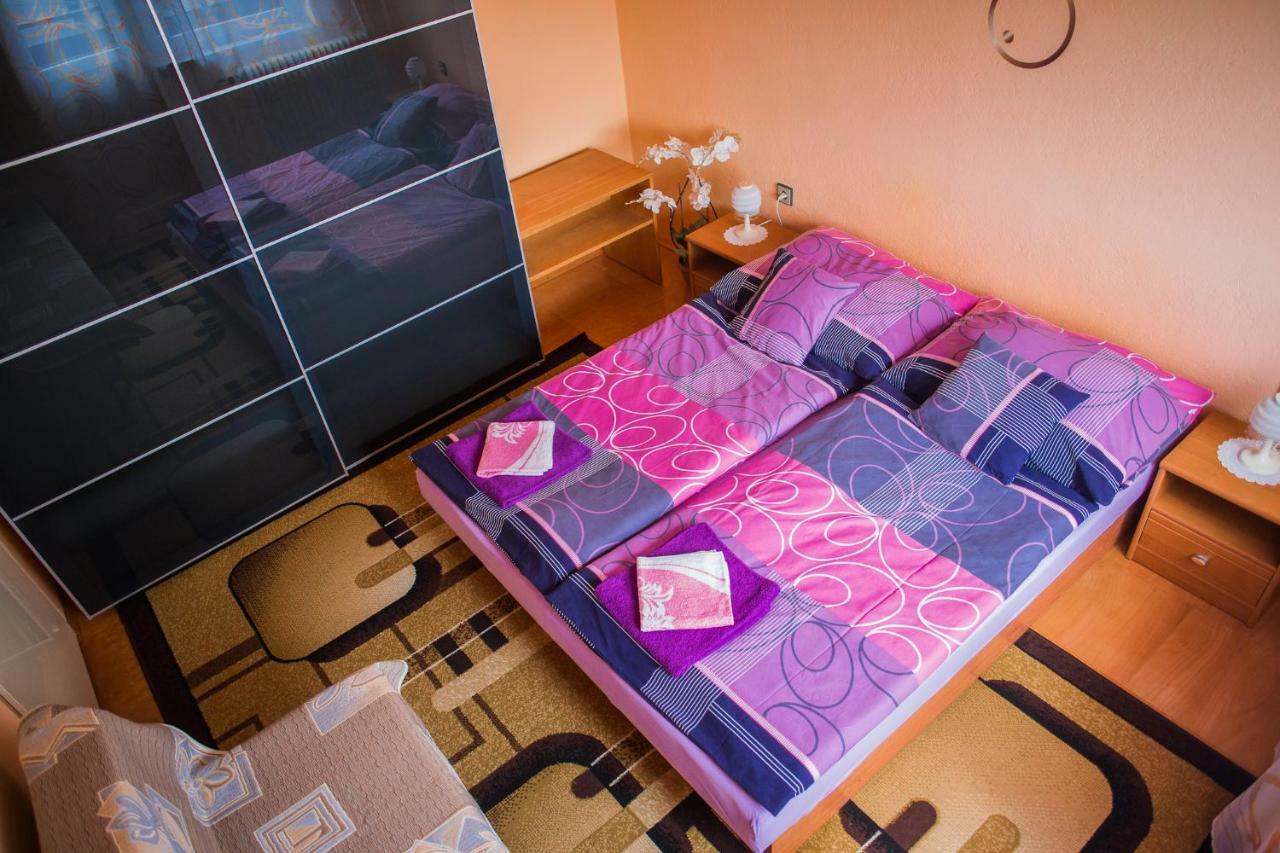 Apartman Strba Apartment Exterior photo